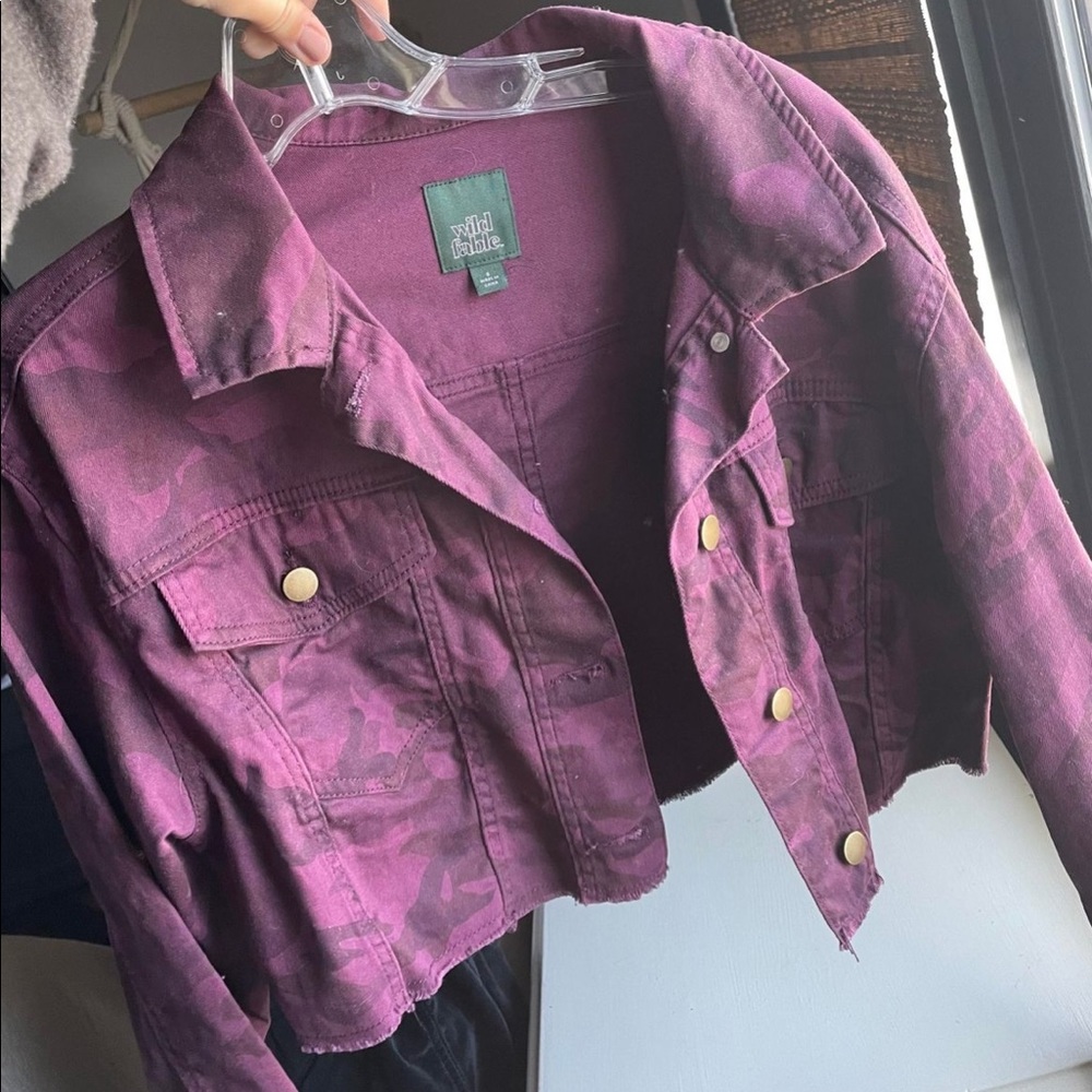 Purple camouflaged cropped jean jacket